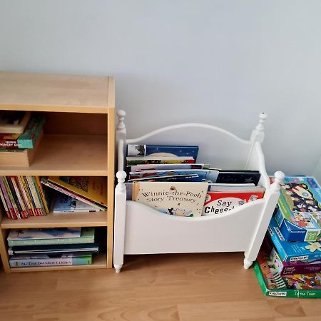 17 Bridge St, 3 Bedroom Flat Абъристуит Екстериор снимка