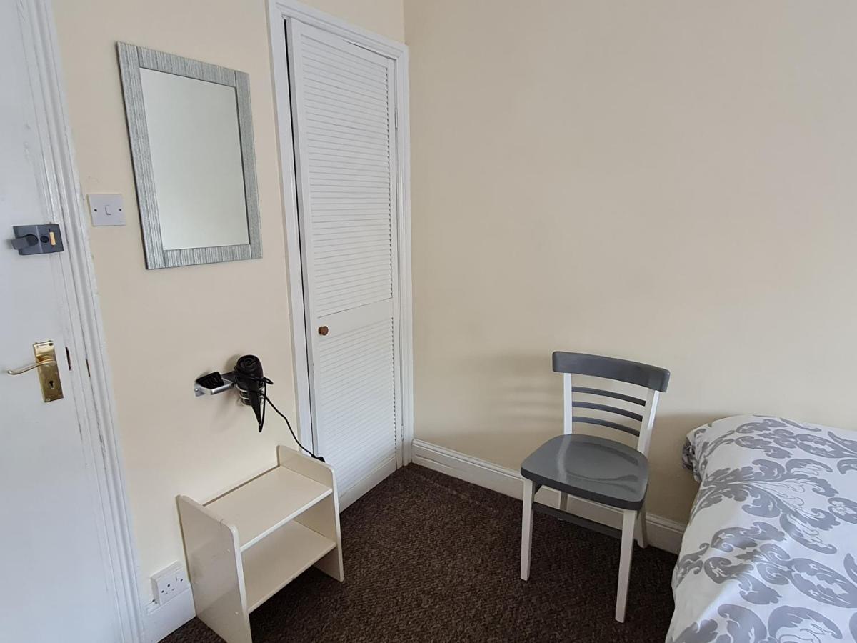 17 Bridge St, 3 Bedroom Flat Абъристуит Екстериор снимка