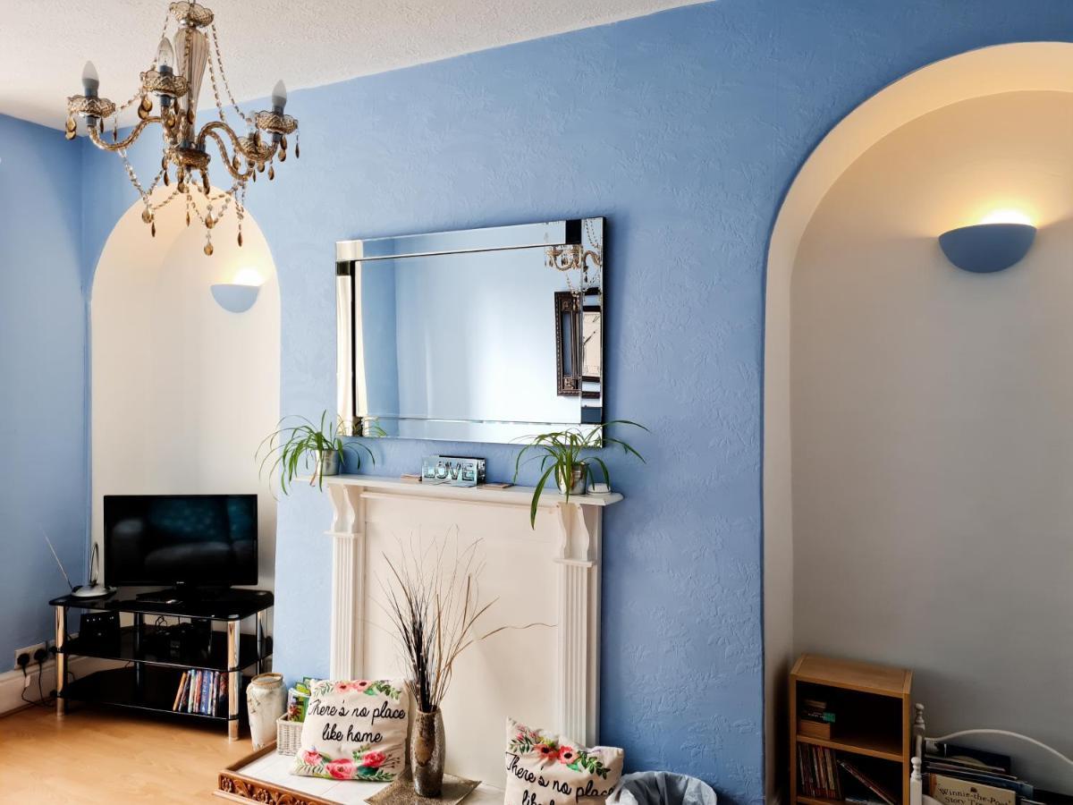 17 Bridge St, 3 Bedroom Flat Абъристуит Екстериор снимка